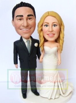 Custom Wedding Cake Topper on Custom Cake Toppers  Wedding Cake Toppers Look Like You