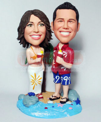 Sea Beach Couple Figurines