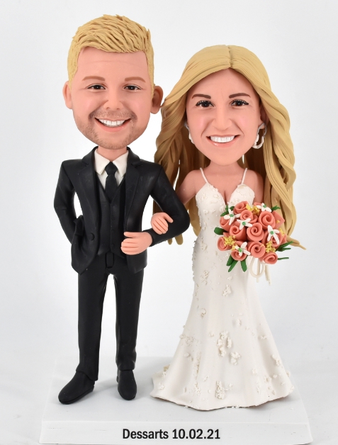Personalized cake toppers for wedding arm and arm wedding figurines