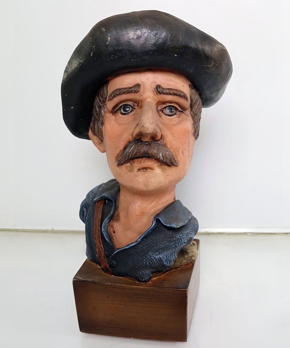 Custom Busts Sculpture Personalized Lifelike Bust Statues Custom Busts Sculpture Personalized Lifelike Bust Statues