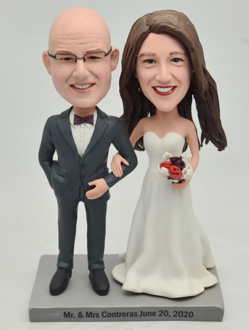 Custom cake toppers Mom and Dad anniversary